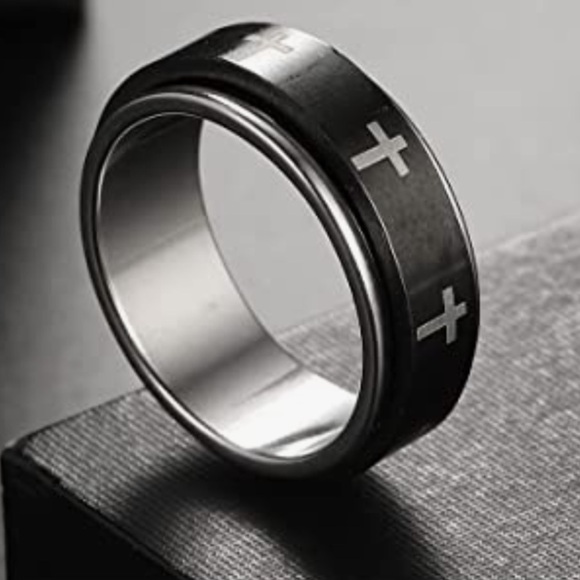Unisex Black With Cross Detail Rotating Fidget Ring Size 9 - Picture 6 of 8
